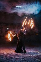 danseuse feu &copy; cabaret equestre de camargue