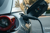 Bornes de recharge &eacute;lectrique - Marie Blach&egrave;re_Aigues-Mortes &copy; 