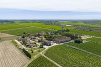 Domaine de Montcalm_Vauvert &copy; Chadam communication