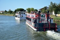 Compagnie des bateaux d'Aigues-Mortes - Péniches sur le Canal du Rhône à Sète © Compagnie des bateaux d'Aigues-Mortes