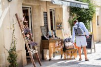 Braderie des commer&ccedil;ants_Aigues-Mortes &copy; 