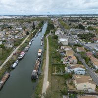 Le Gîte "La boite à sel" - Gîtes en Camargue_Aigues-Mortes - Canal du Rhône à Sète © Alain Neron