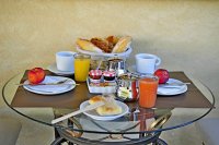 Hôtel Maison des Croisades - Petit déjeuner © Hôtel Maison des Croisades