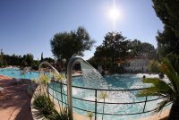 Camping Yelloh ! Village La Petite Camargue - Piscine © Camping Yelloh ! Village La Petite Camargue