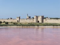 Tours et remparts depuis les salins &copy; Sammy Billon / Centre des monuments nationaux