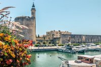 Aigues-Mortes - Tour de Constance, remparts et port