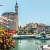 Aigues-Mortes - Tour de Constance, remparts et port